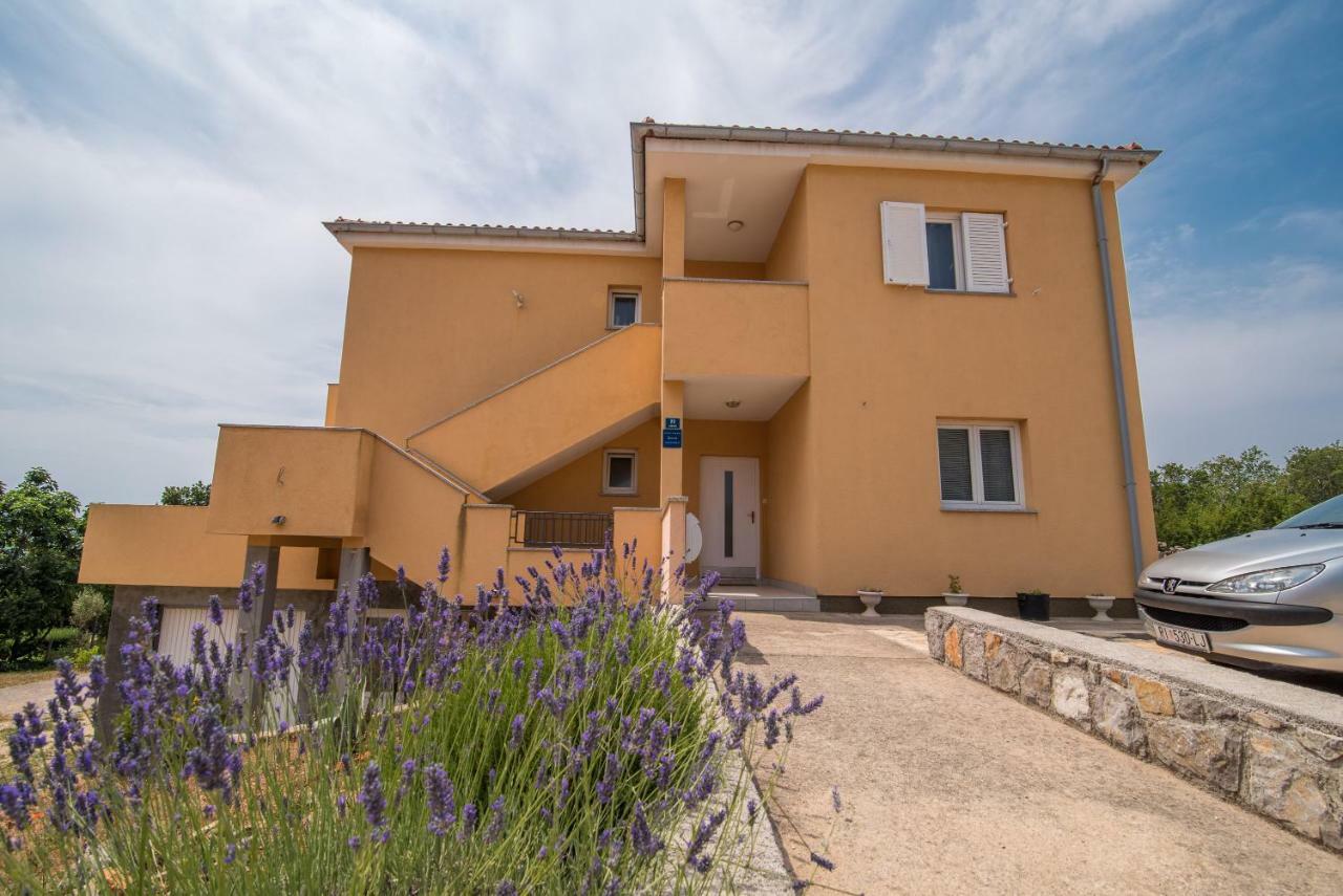 Apartments Sanjin Kornić Extérieur photo