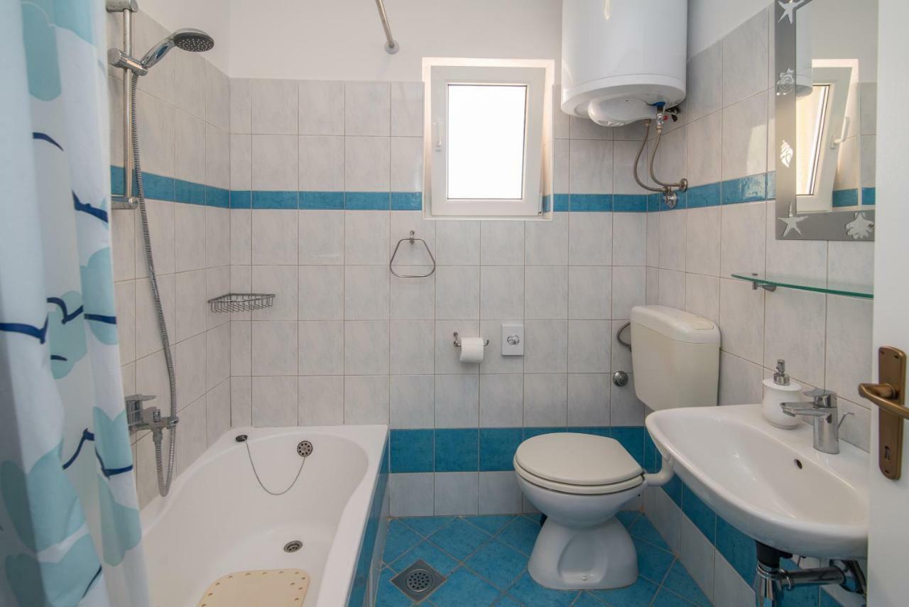 Apartments Sanjin Kornić Extérieur photo