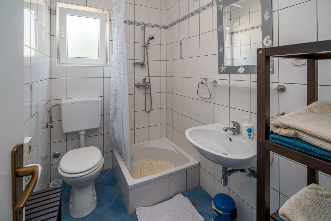Apartments Sanjin Kornić Extérieur photo